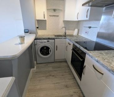 Park Mews, Aveley, Property for rent - Photo 1