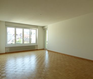 2.5 Zimmer, 63 m², 2. Stock - Foto 2