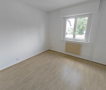 Location Appartement 3 pièces 66m² - Photo 2