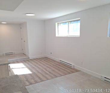 3 1/2 Neuf A à Z, électros, Calme/respec - Photo 2