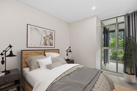 Spacious and stylish, ground floor apartment in an unbeatable location. - Photo 3