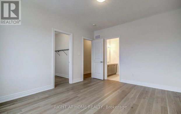 51 LORRAIN HAND CRESCENT - Photo 1