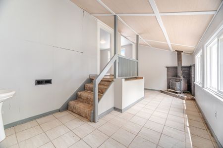 For Lease - 128 Cross Avenue, Oakville, Ontario - Photo 4