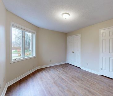 For Lease - 183 Nelson Street Unit# 1, Oakville, Ontario - Photo 4