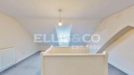 3 bedroom terraced house to rent - Photo 5