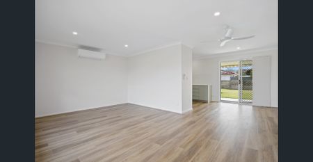 Renovated Beach House! - Photo 2