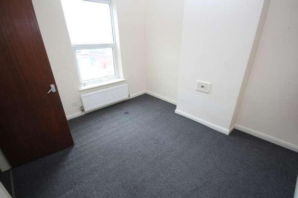 Trafalgar Road, Smethwick, B66 - Photo 1