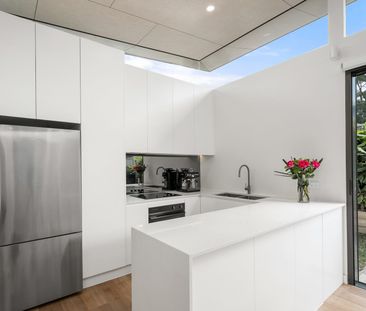 55 The Circle, Jannali NSW 2226 - Villa For Rent | Domain - Photo 6