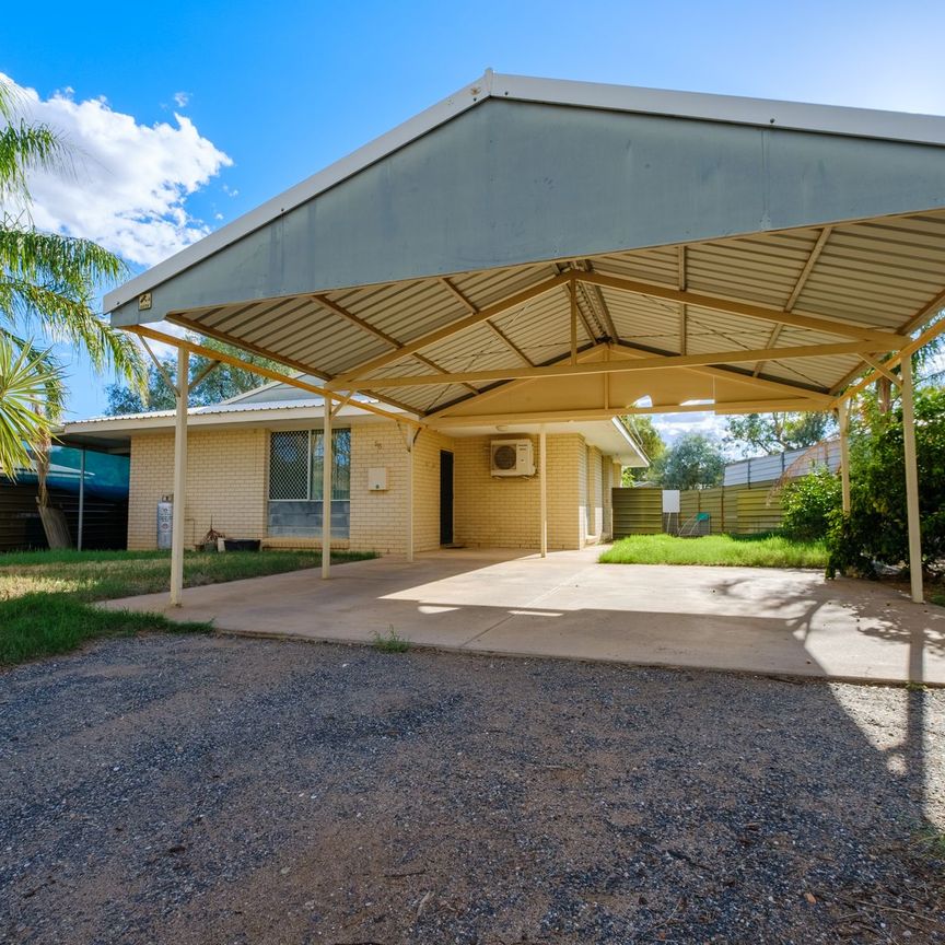 56 Patterson Crescent, 0875, Larapinta Nt - Photo 1