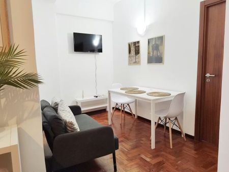 Rua de São Sebastião da Pedreira, Lisbon, Lisbon 1050-010 - Photo 2