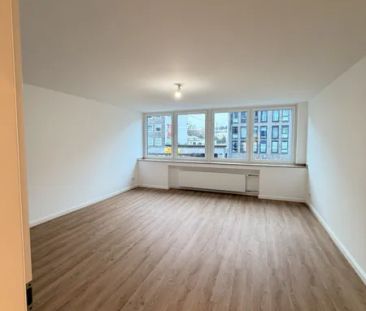 Erstbezug: Umfangreich sanierte 2-Zimmer-Wohnung nahe Fachhochschule - Photo 1