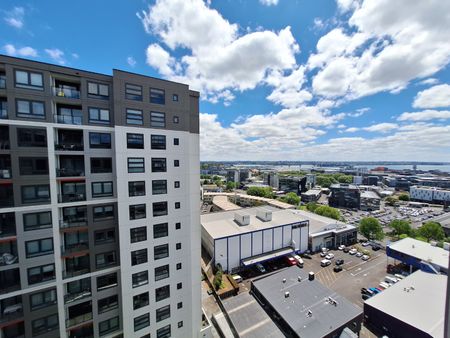 Great harbour views - Photo 4