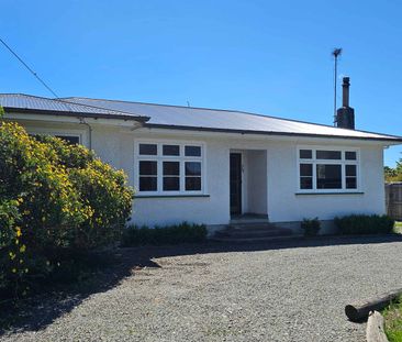 YORK STREET, 3-BEDROOMS $530 P/W - Photo 1