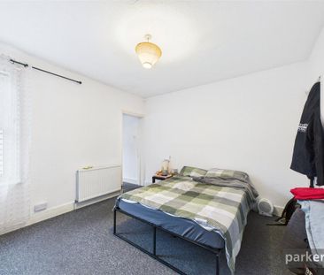 3 bedroom terraced house to rent - Photo 6