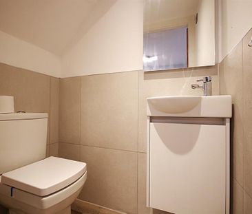 3 Bedroom Terraced To Let - Photo 5