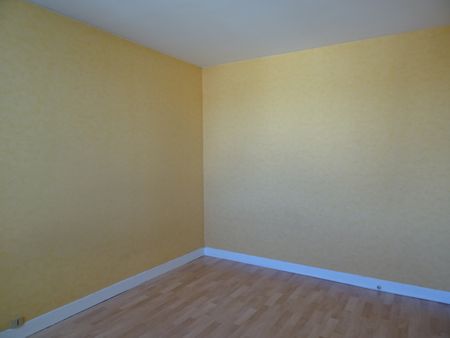 Location Appartement 4 pièces 97m² ORLEANS 45000 - Photo 3