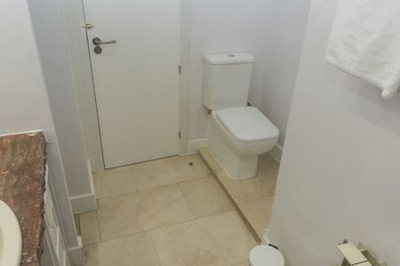 Perfect room in Plaza de Santa Ana - Photo 2