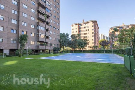 Piso de alquiler en Calle de Alfredo Marqueríe, S/n, La Paz - Photo 4