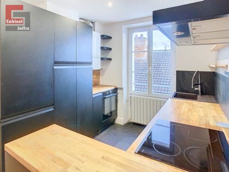 Location Appartement 3 pièces 66m² FONTAINEBLEAU 77300 - Photo 5