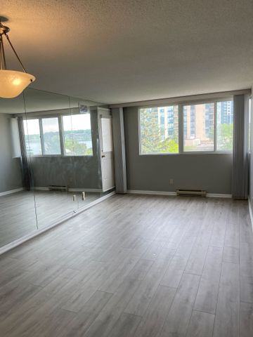 For Lease - 75 Ellen Street Unit# 508, Barrie, Ontario - Photo 5