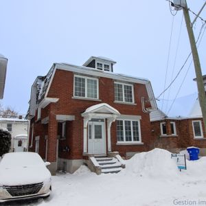 Beau Logement - 291 Notre-Dame-de-l'Île - Photo 2