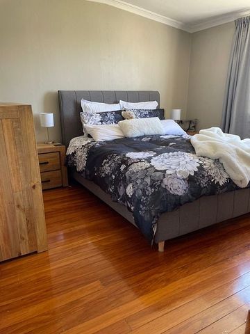 Well presented, easy care, central location, 3 bed - Photo 4