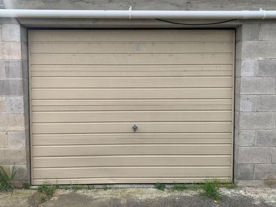 Charming 3BR Unit in Remuera! - Photo 1