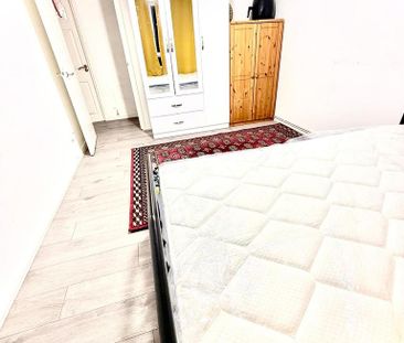 3 bedroom house of multiple occupation to rent - Photo 5