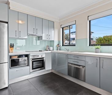 Unit 1/192 Beach St, Coogee NSW 2034 - Apartment For Rent | Domain - Photo 2