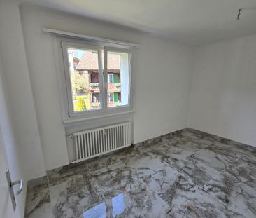 Charmante 3.5-Zimmer-Wohnung in Horw mit Balkon - Photo 2