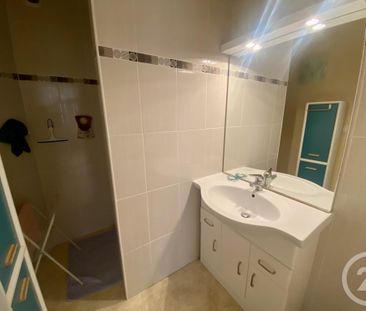 Location Appartement 3 pièces 74m² GRANVILLE 50400 - Photo 5