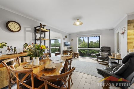 18 Aquila Ct, Ballarat North VIC 3350 - Photo 2
