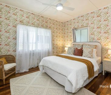 17 Pansy Street, Wynnum QLD 4178 - House For Rent - $695 | Domain - Photo 2