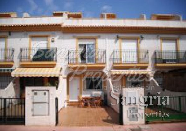 Pilar de la Horadada, South facing townhouse