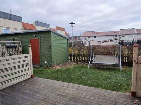 Stadsträdgårdsgatan, Södertälje - Photo 3