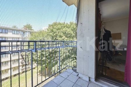 Zone 1 located 2 bedroom perfect for Students and young professionals - Photo 5
