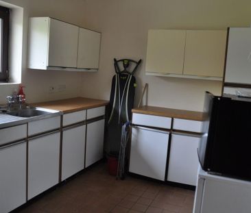 3 bedroom detached bungalow to rent - Photo 3