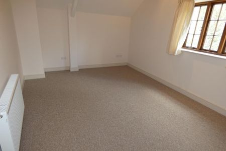 3 bedroom barn conversion to rent - Photo 5