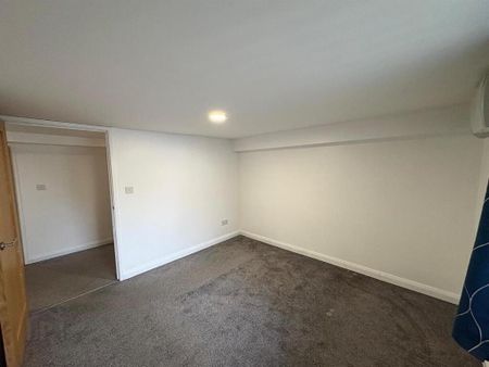 49d Castle Street, Comber, BT23 5DY - Photo 3