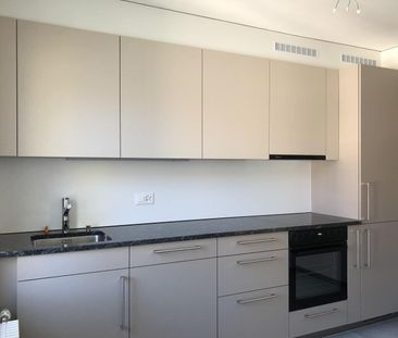 2.5 Zimmer, 3. Stock - Photo 1