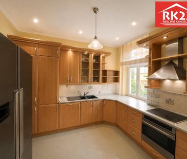 Pronájem bytu 3+kk 101 m2 - Fotografie 4