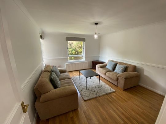 St Johns Park, London, SE3 - Photo 1