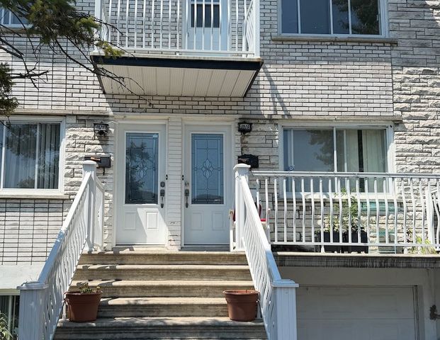 À louer / Appartement - Photo 1