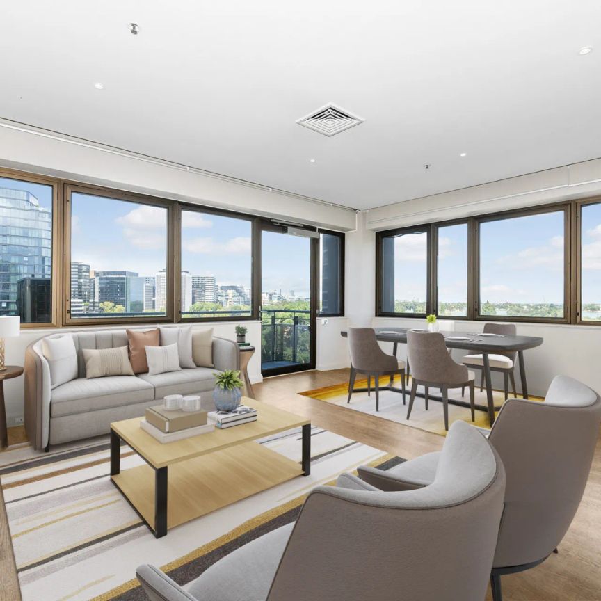 SPECTACULAR LAKESIDE SANCTUARY - Photo 1