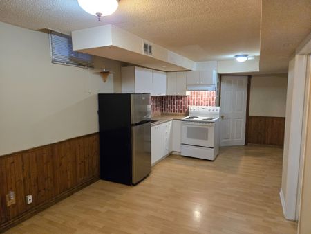 For Lease - 15 Twin Pines Crescent Unit# BSMT, Brampton, Ontario - Photo 3