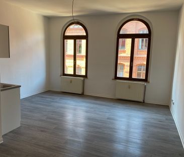 1-Raum-Wohnung mit Einbauküche sucht! - Photo 1