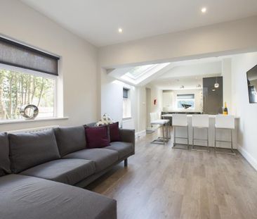 1 bedroom in a house share to rent - Photo 1