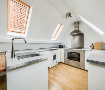 2 bedroom flat to rent - Photo 6