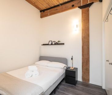 John Hirsch Place - Photo 5