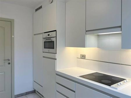 Appartement te huur - Foto 2